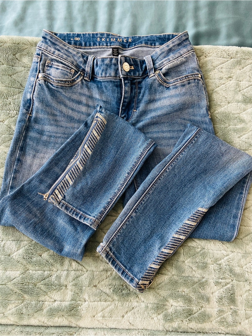 White House Black Market Women’s Blue Skinny Jeans with Side Stripe